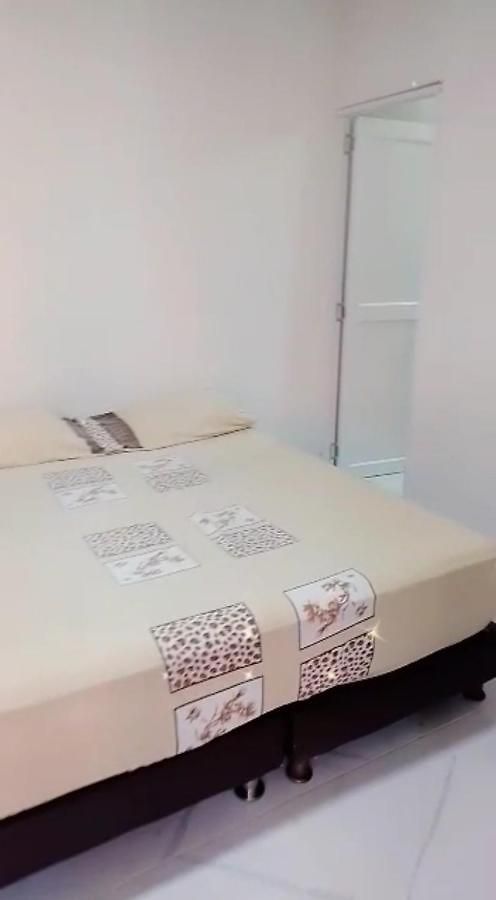 La Medellin Inn *